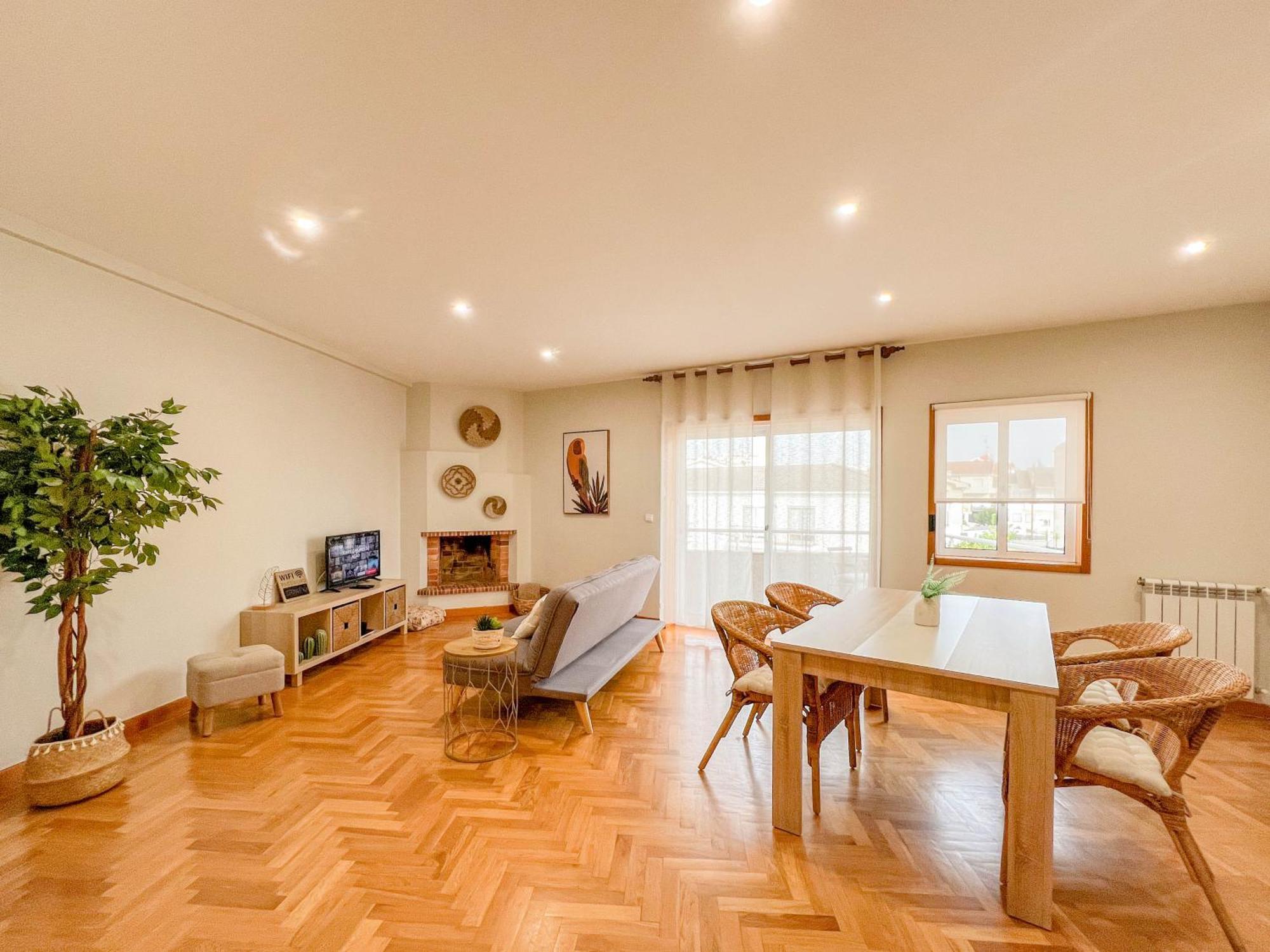 Comfortable Apartment In Viana Do Castelo Kültér fotó